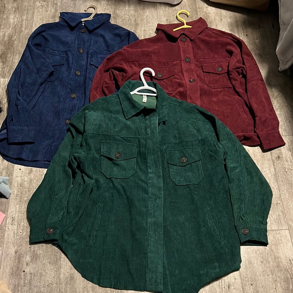 Zenana light weight shackets, oversized fit